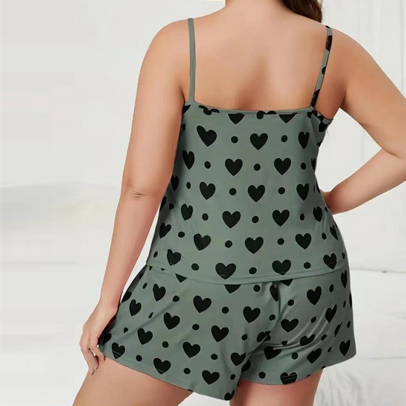 Pijama Feminino Plus Size Green Hearts - Conjunto Shorts e Camisa em Algodão | Tecido Macio, Leve e Super Confortável