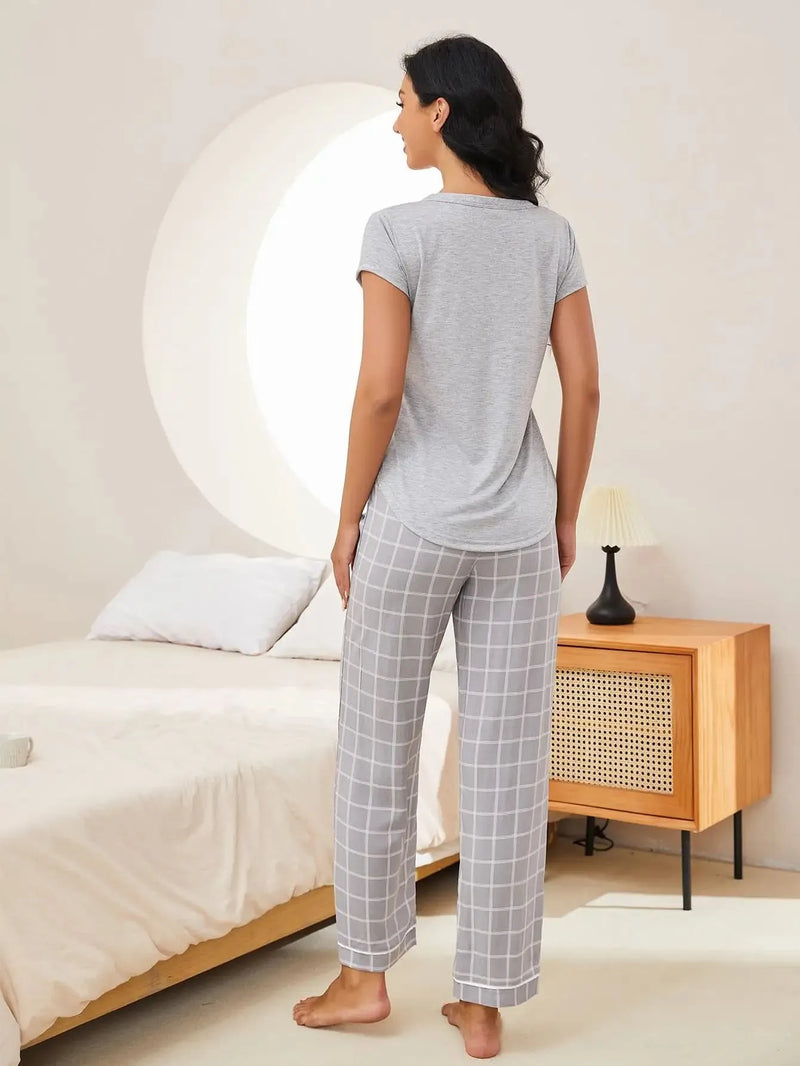 Pijama Feminino Good Night Conjunto Com Calça e Camiseta Manga Curta  | Tecido Leve e Confortável