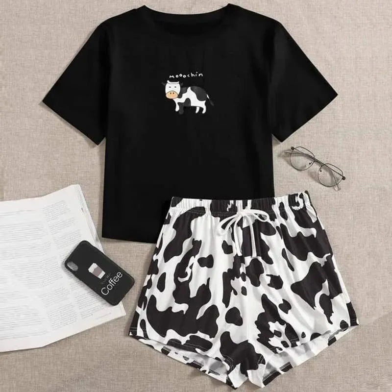 Pijama Feminino Muuu - Conjunto Camiseta e Shorts Fresquinho LooseFit | Tecido Super Macio e Confortável