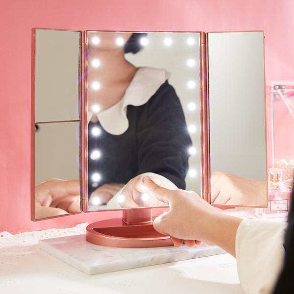 Espelho de Maquiagem Dobrável - Iluminação com 22 Lâmpadas de LED